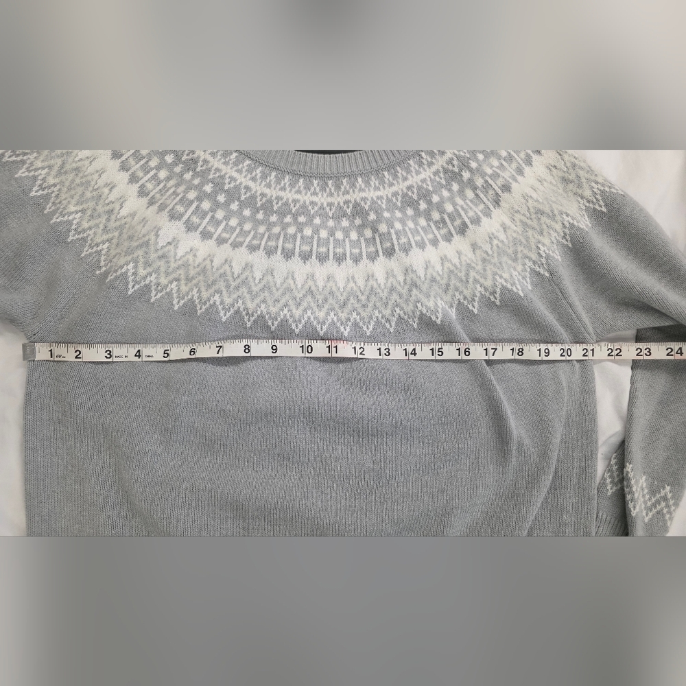 Calvin Klein Fair Isle Knit Sweater No Size Tag MEASURES A MEDIUM EUC - Picture 7 of 8